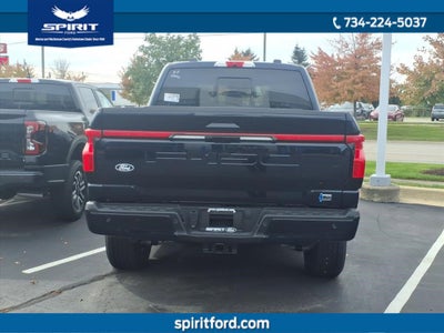 2025 Ford F-150 Lightning LARIAT