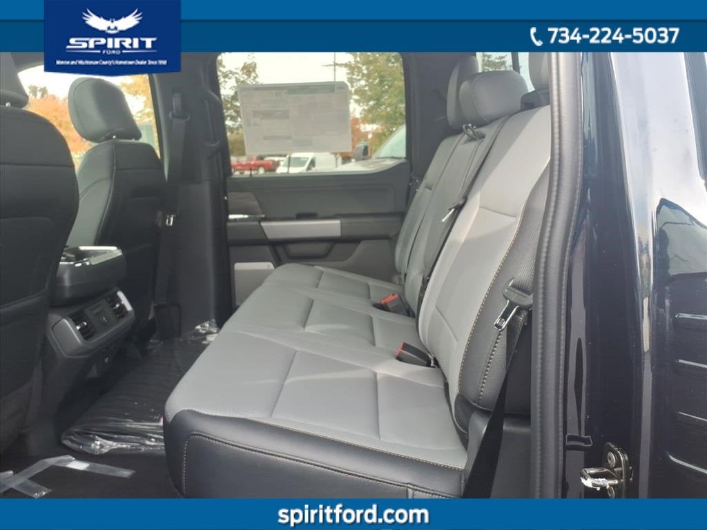 2025 Ford F-150 Lightning LARIAT