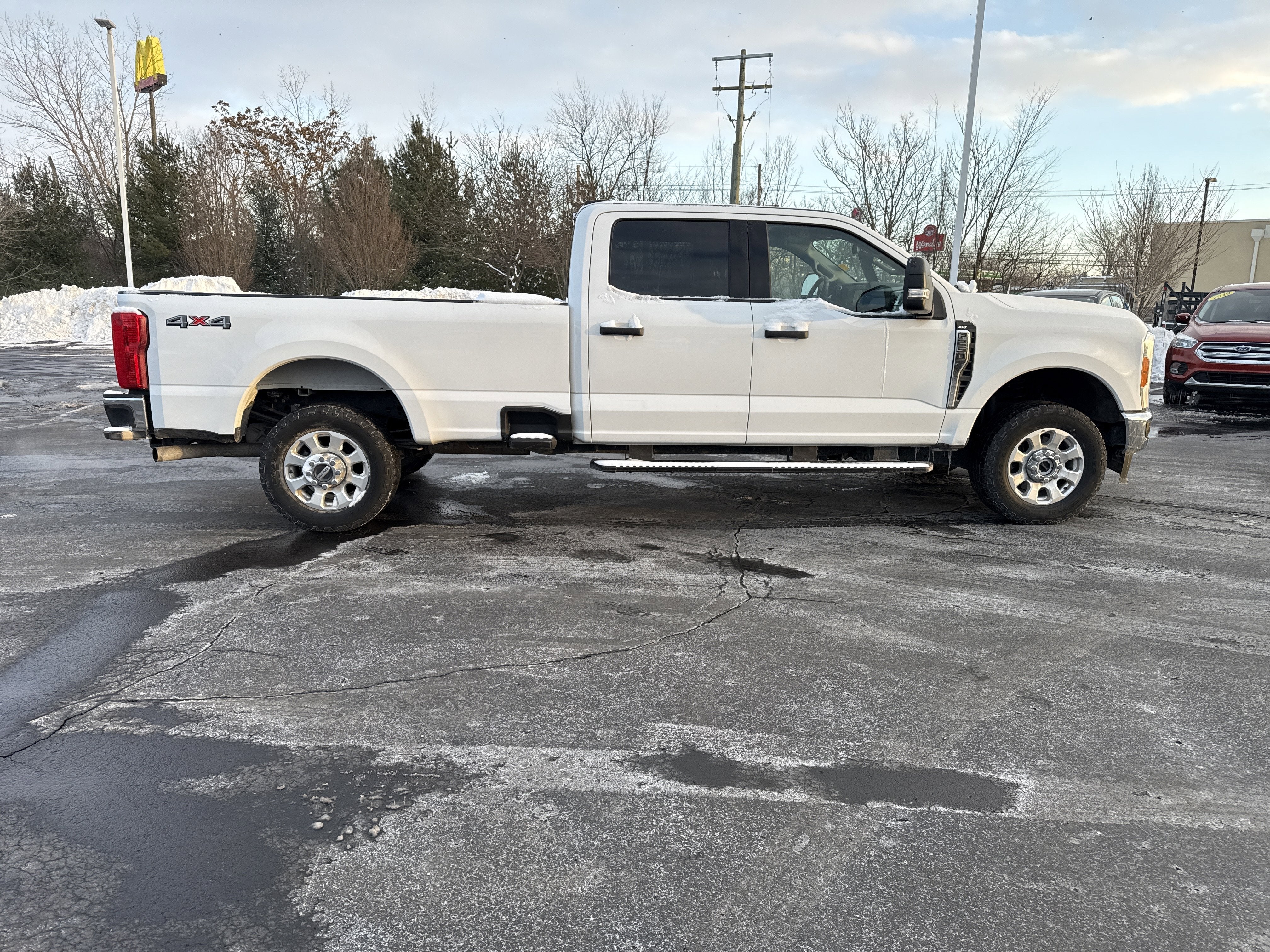 2023 Ford Super Duty F-250 SRW XLT