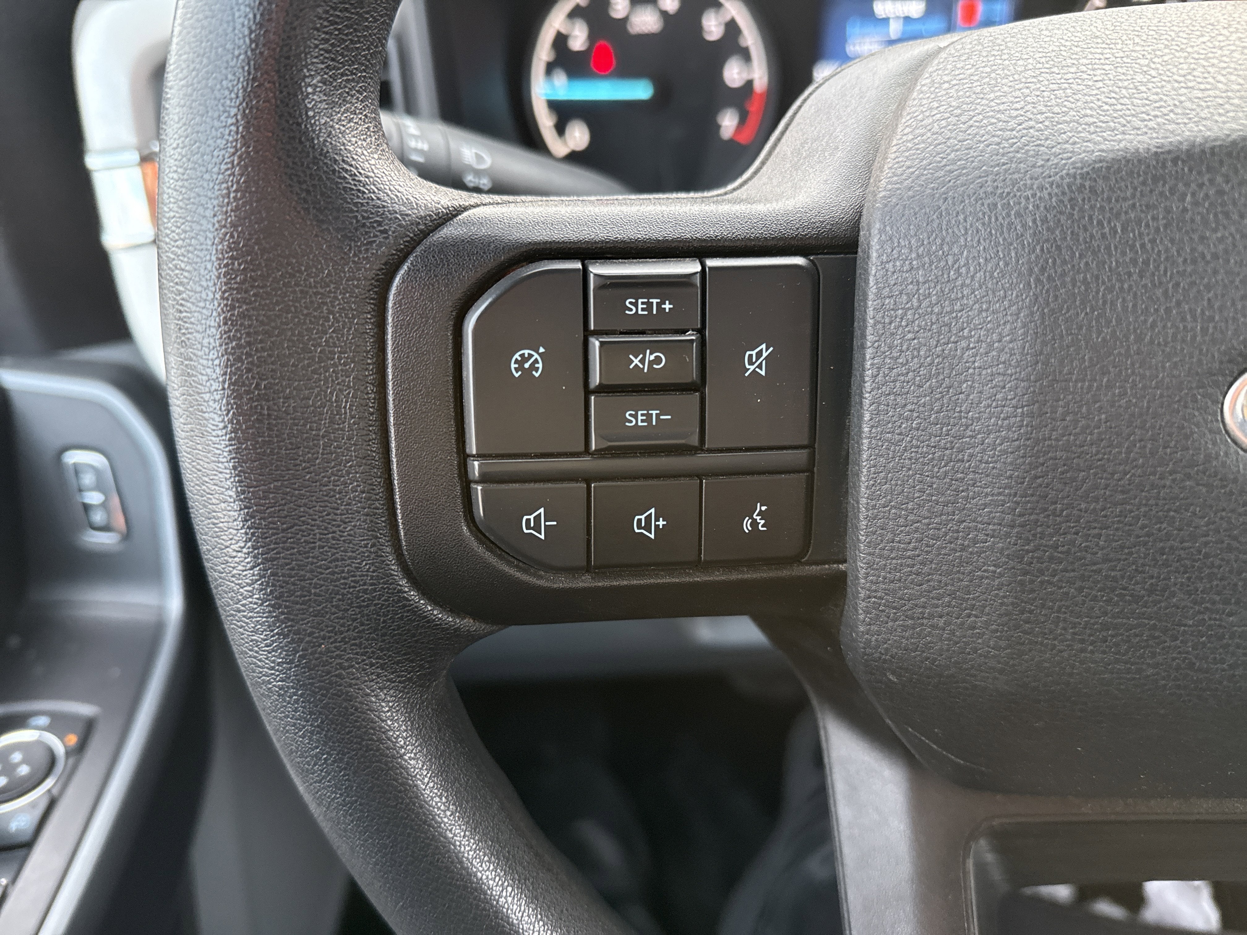 2023 Ford Super Duty F-250 SRW XLT