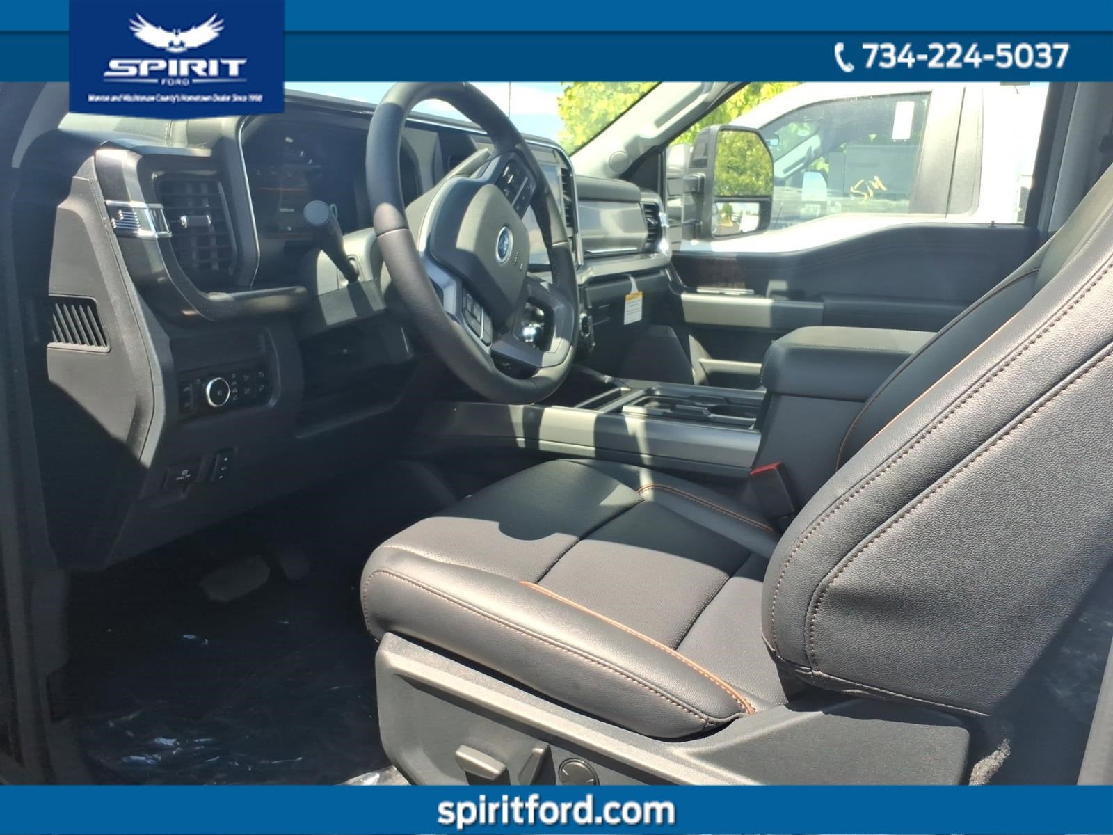 2026 Ford Super Duty F-350 SRW LARIAT