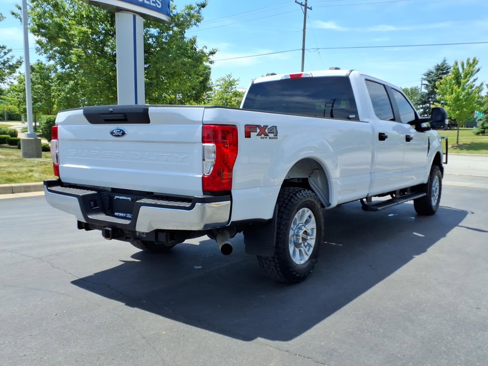 2022 Ford Super Duty F-350 SRW XL