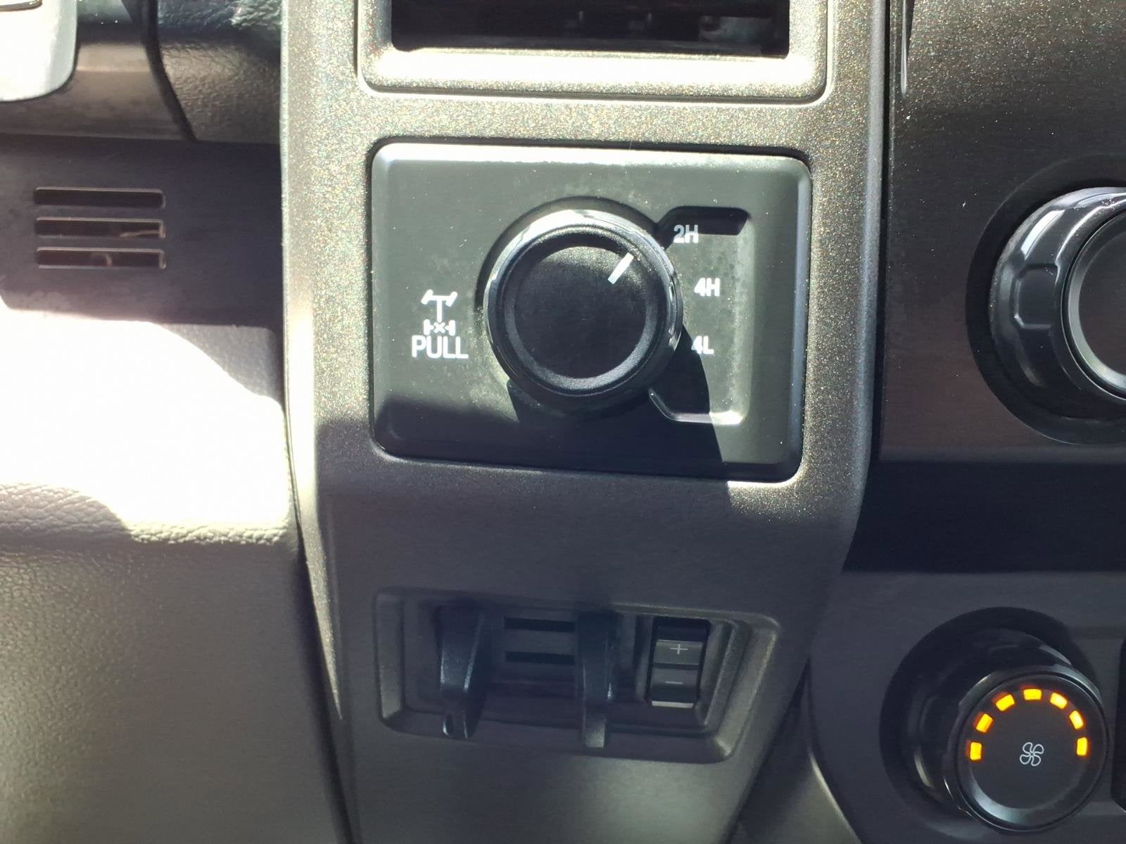 2022 Ford Super Duty F-350 SRW XL