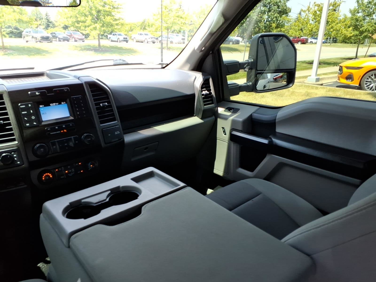 2022 Ford Super Duty F-350 SRW XL