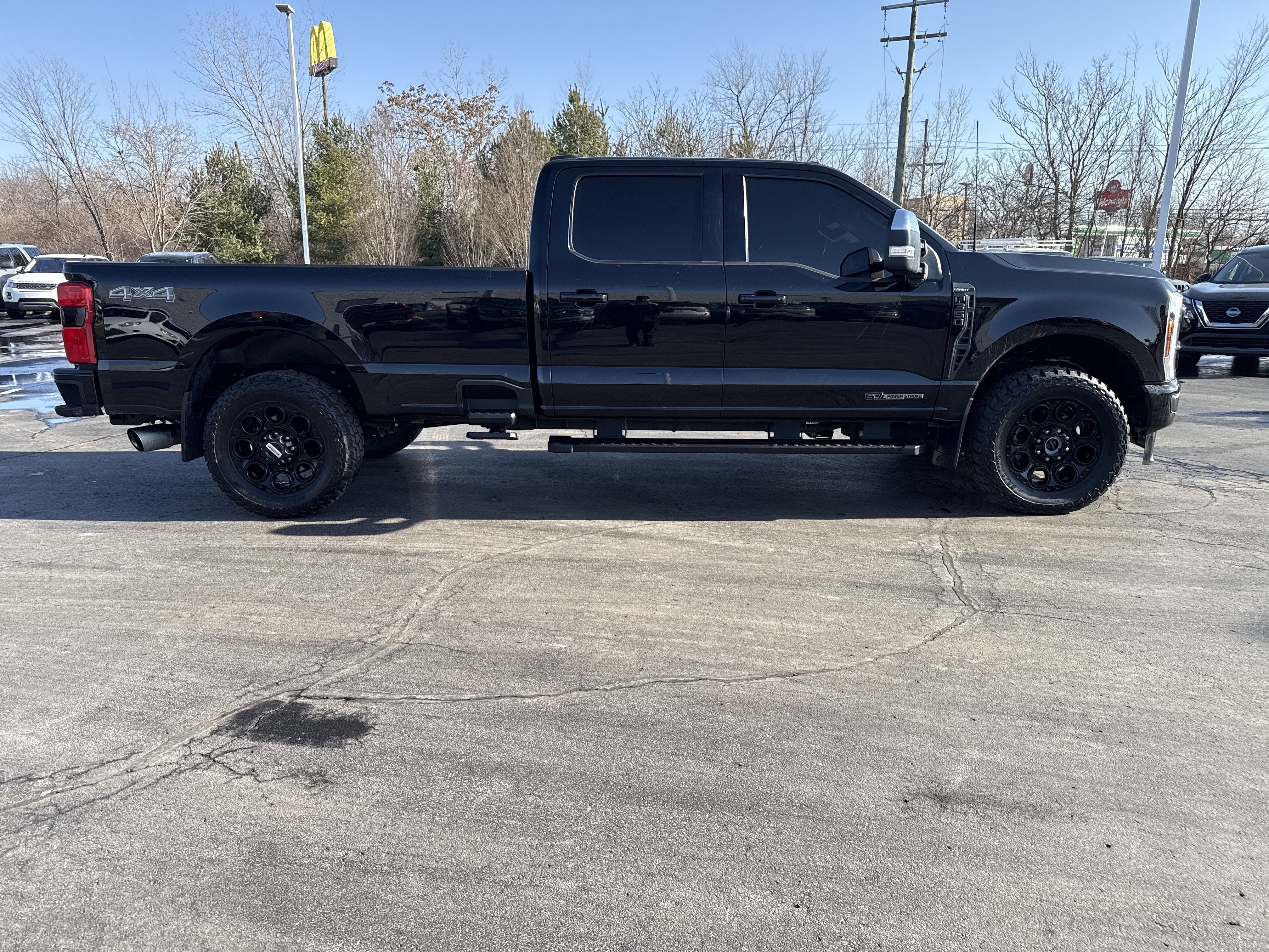 2024 Ford Super Duty F-350 SRW LARIAT