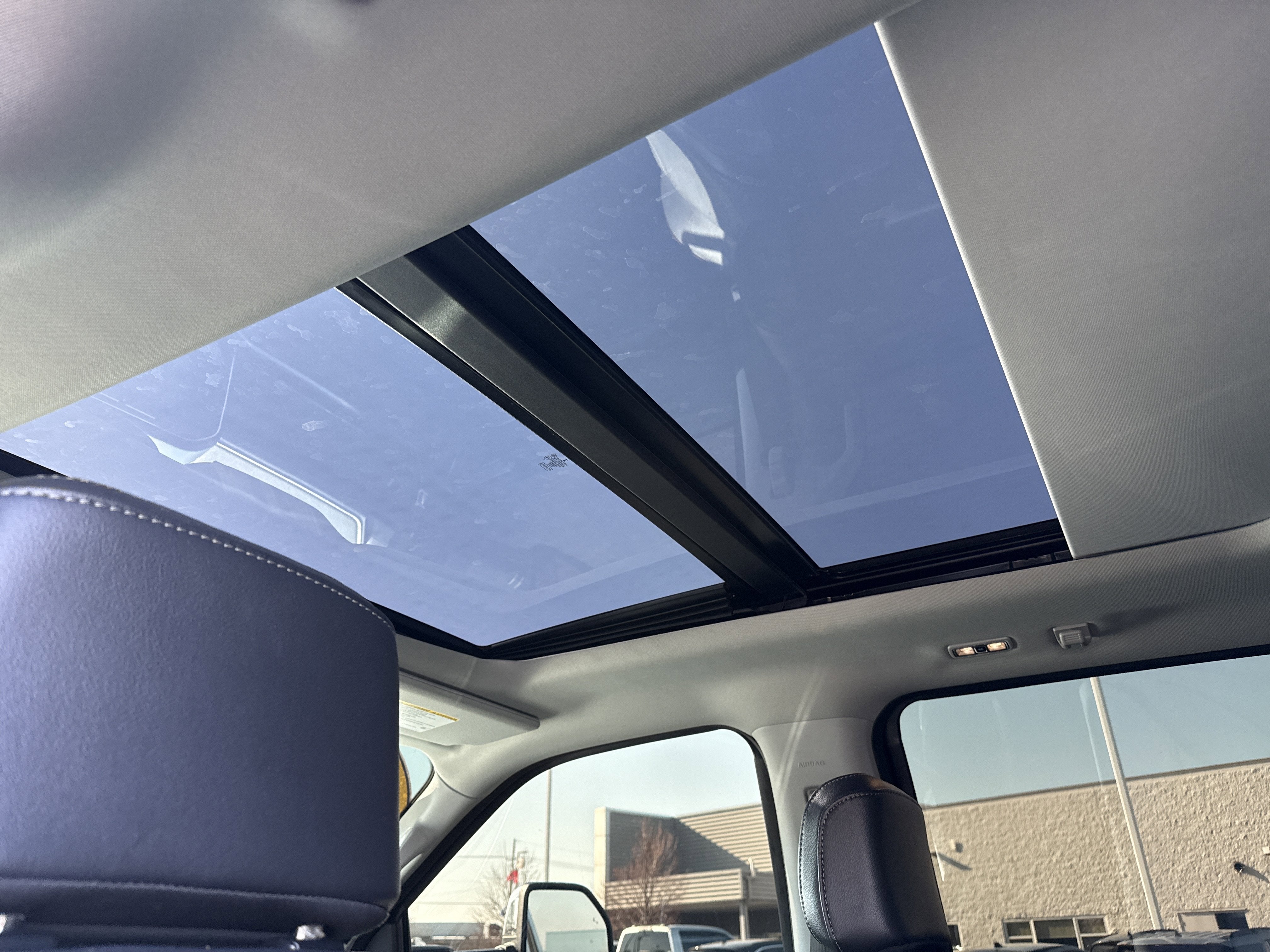 2024 Ford Super Duty F-350 SRW LARIAT