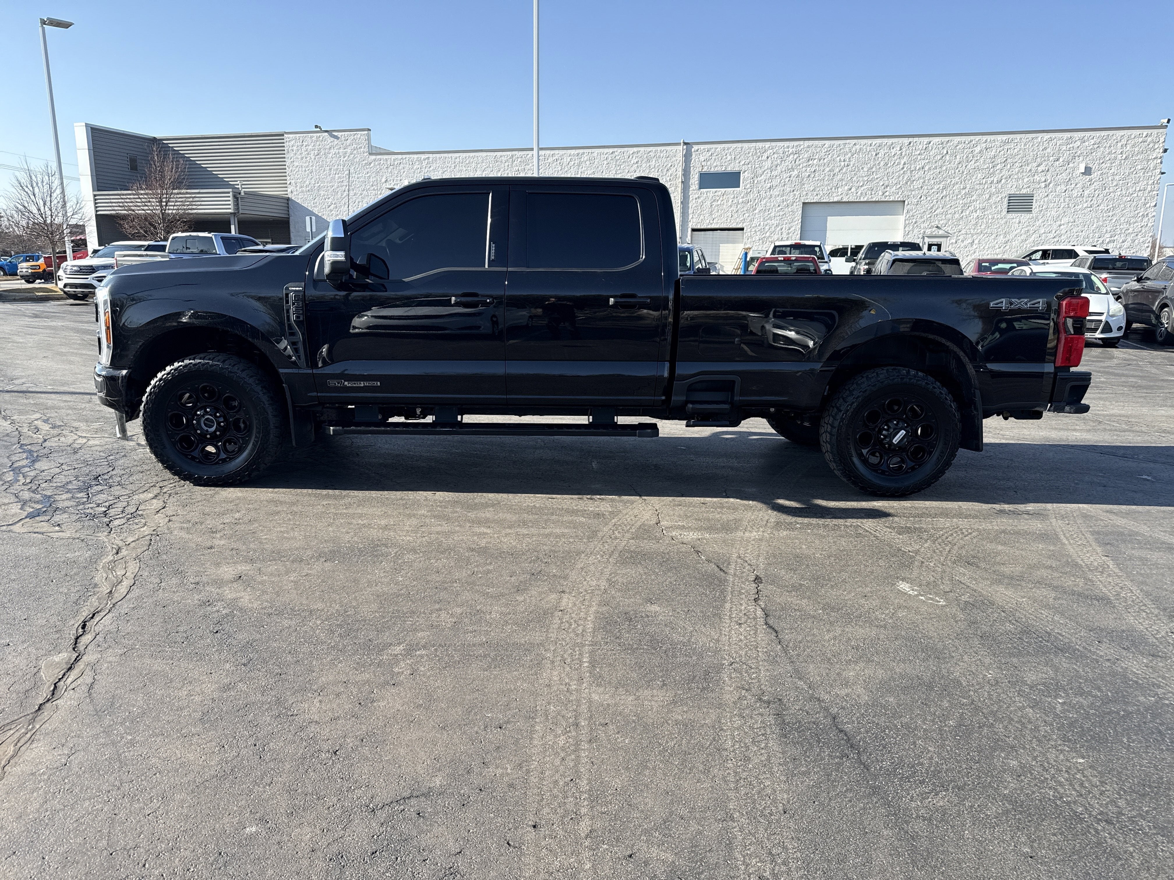 2024 Ford Super Duty F-350 SRW LARIAT