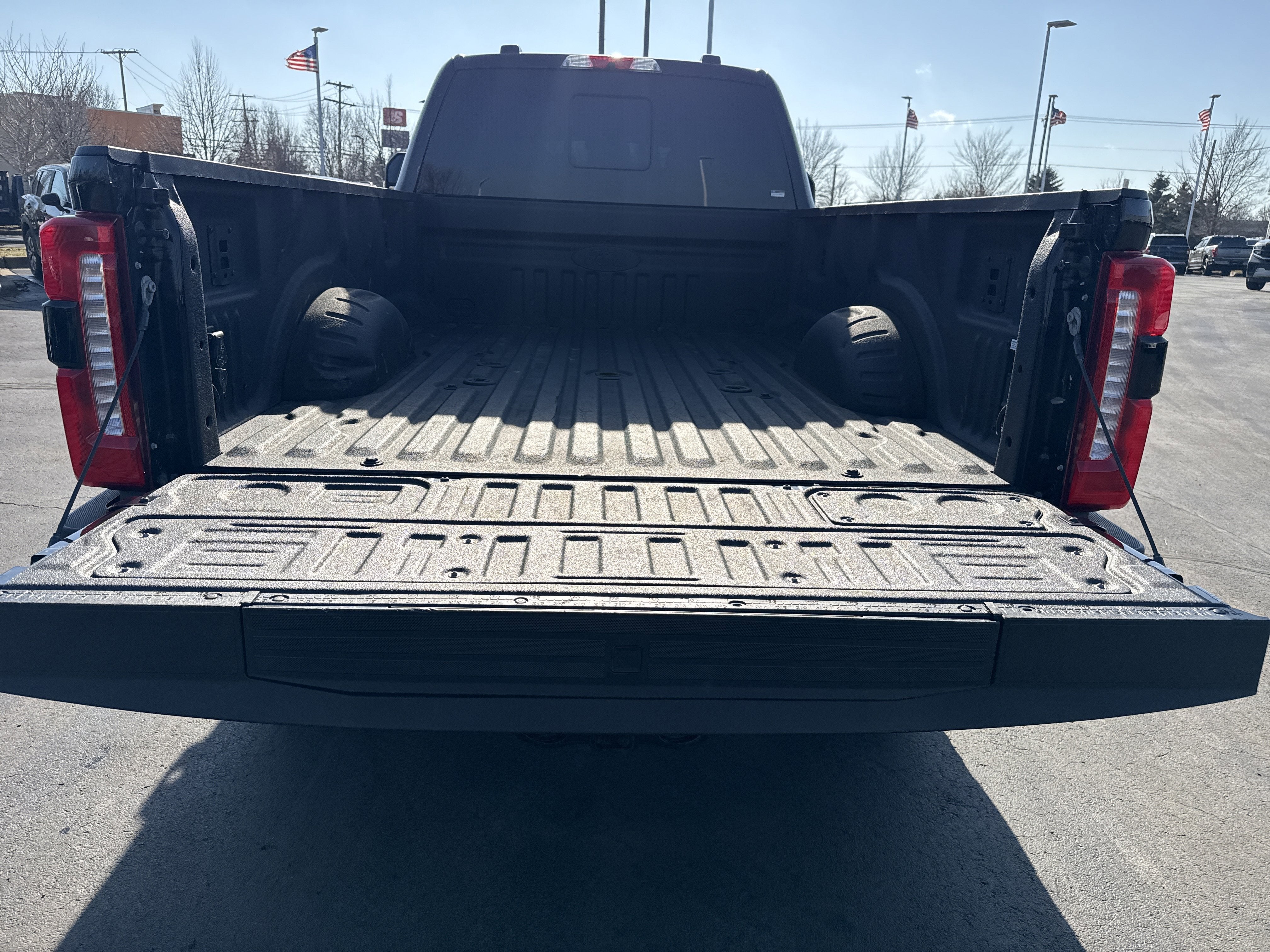 2024 Ford Super Duty F-350 SRW LARIAT