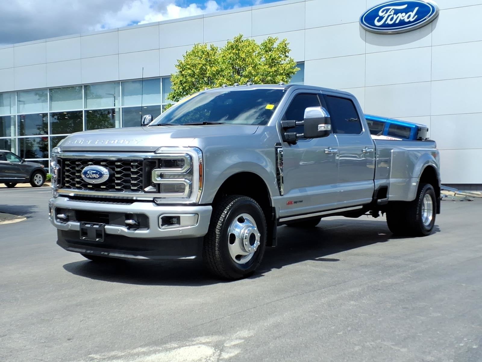 2024 Ford Super Duty F-350 DRW Platinum