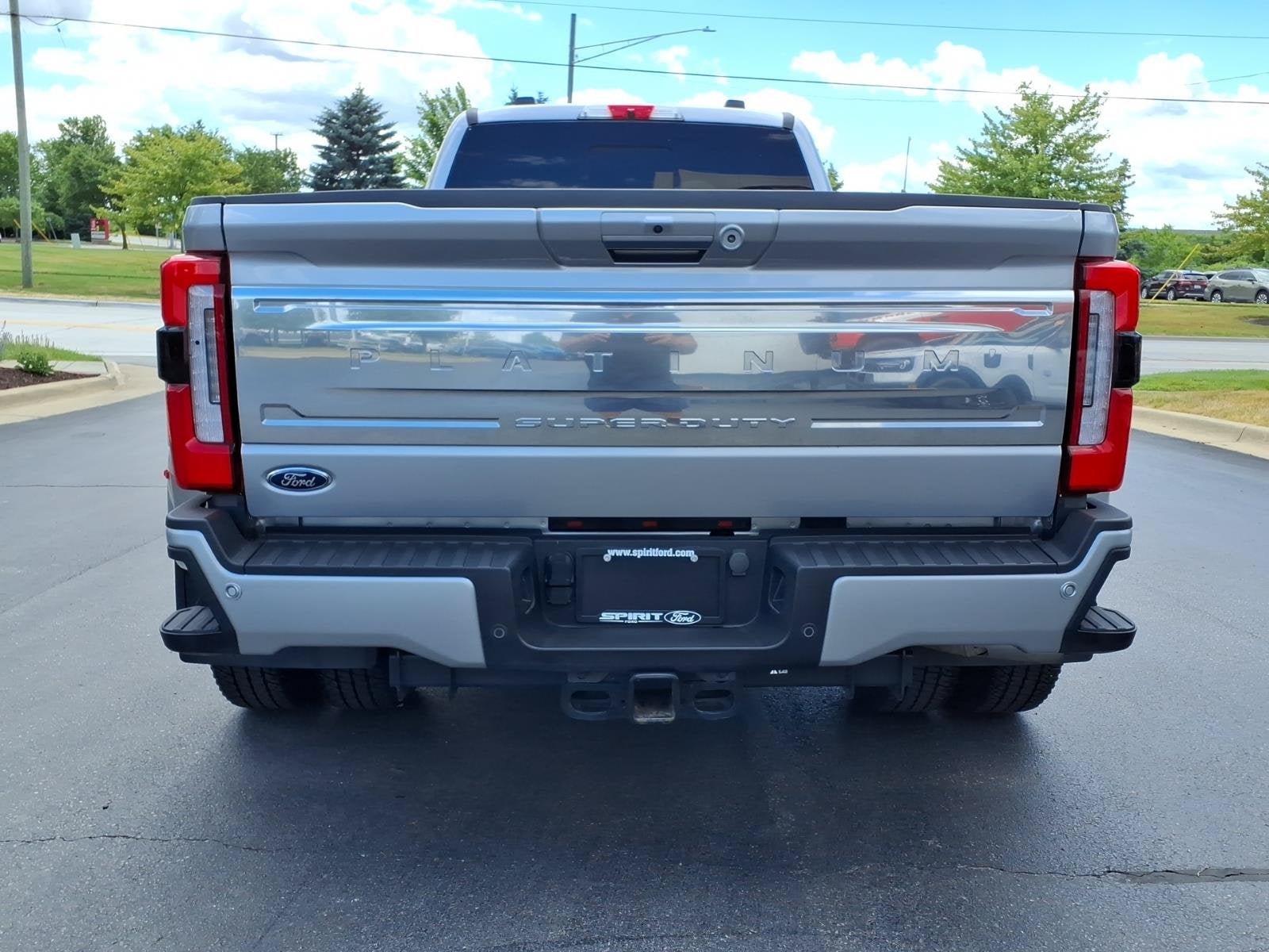 2024 Ford Super Duty F-350 DRW Platinum