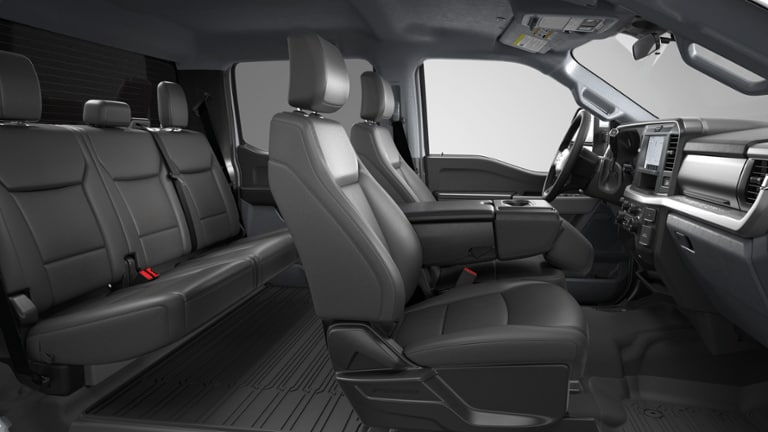 2026 Ford Super Duty F-350 DRW XLT