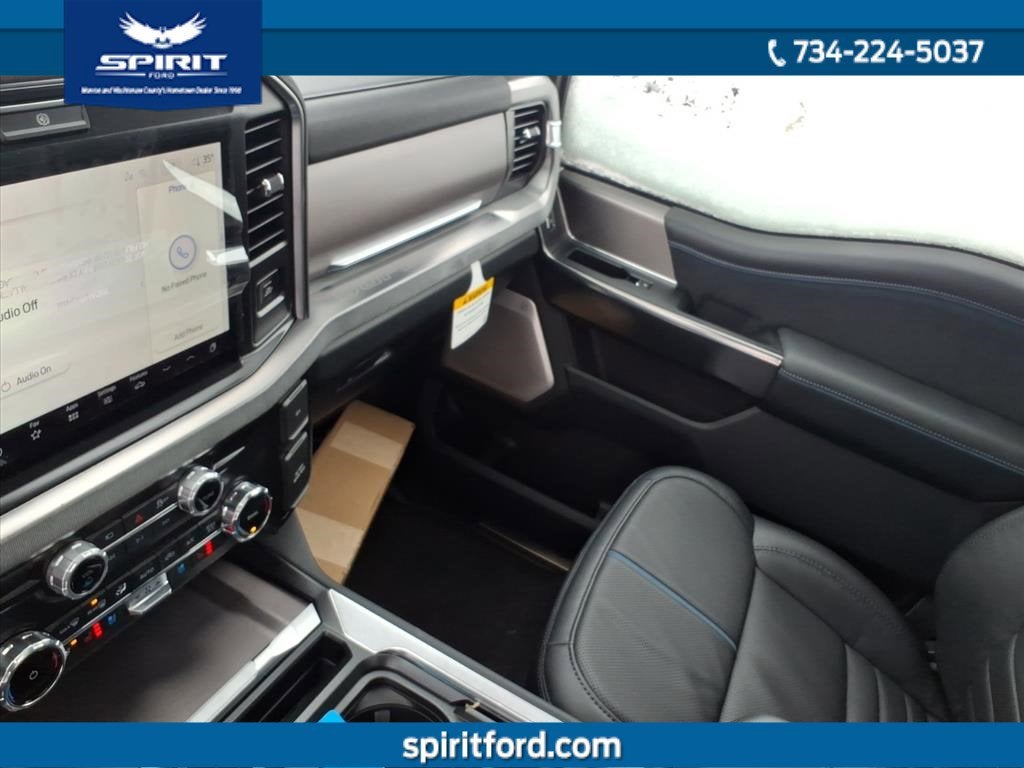 2026 Ford Super Duty F-350 DRW Platinum