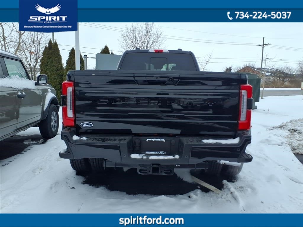 2026 Ford Super Duty F-350 DRW Platinum