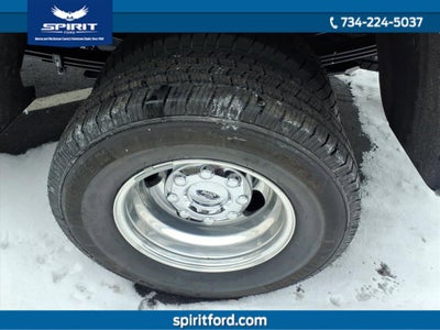 2026 Ford Super Duty F-350 DRW Platinum