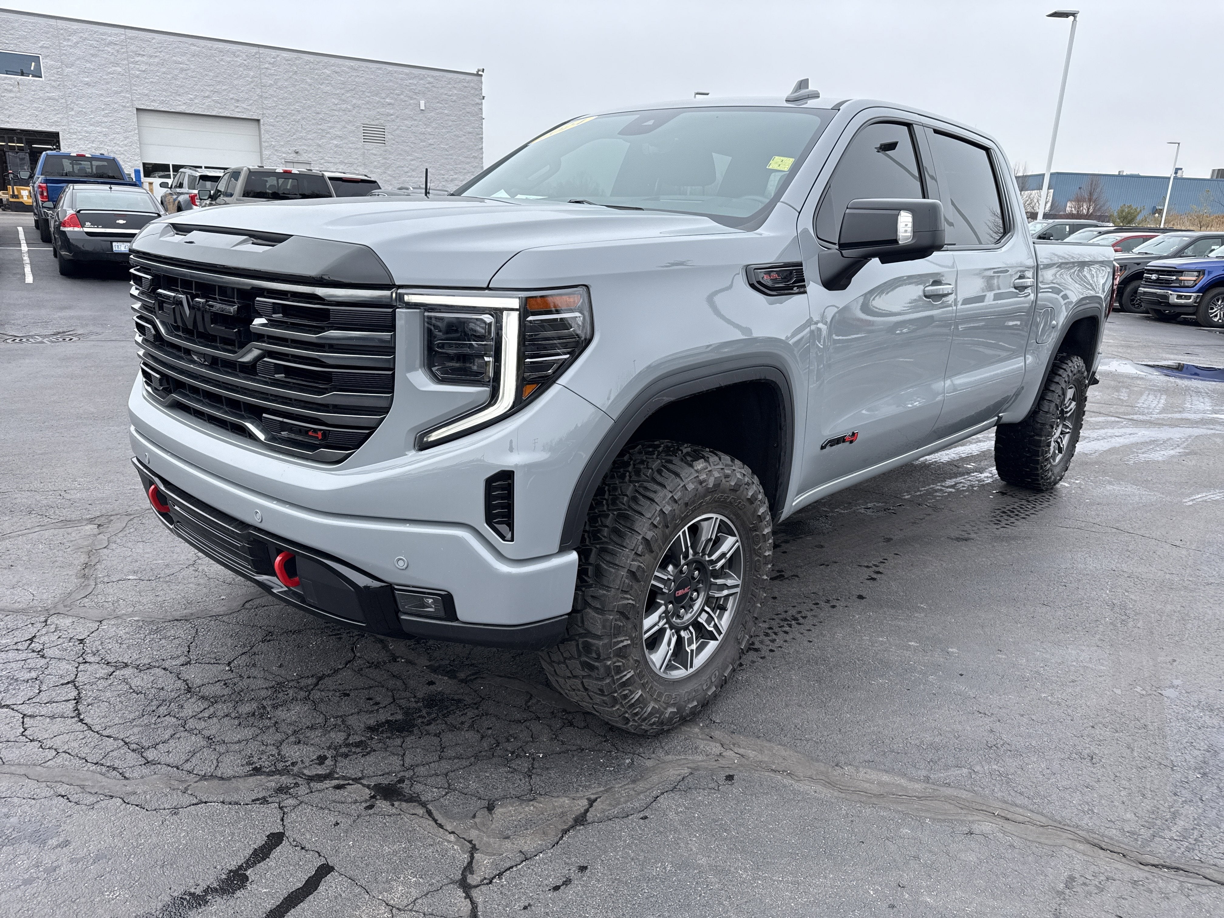 2024 GMC Sierra 1500 AT4