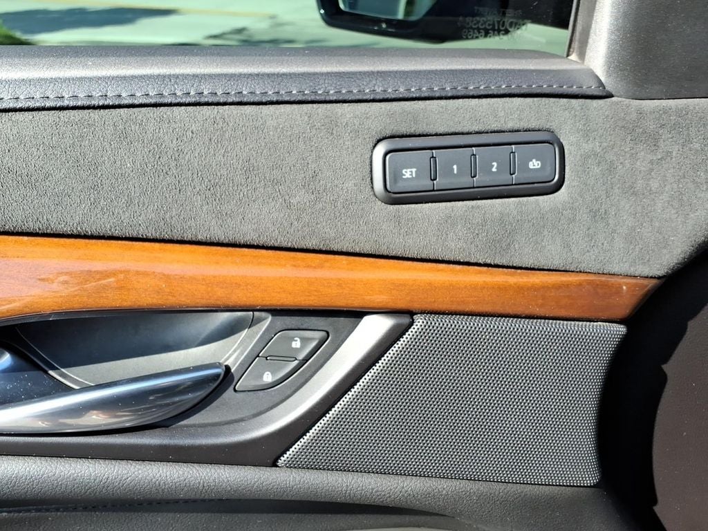 2020 Cadillac Escalade Premium Luxury