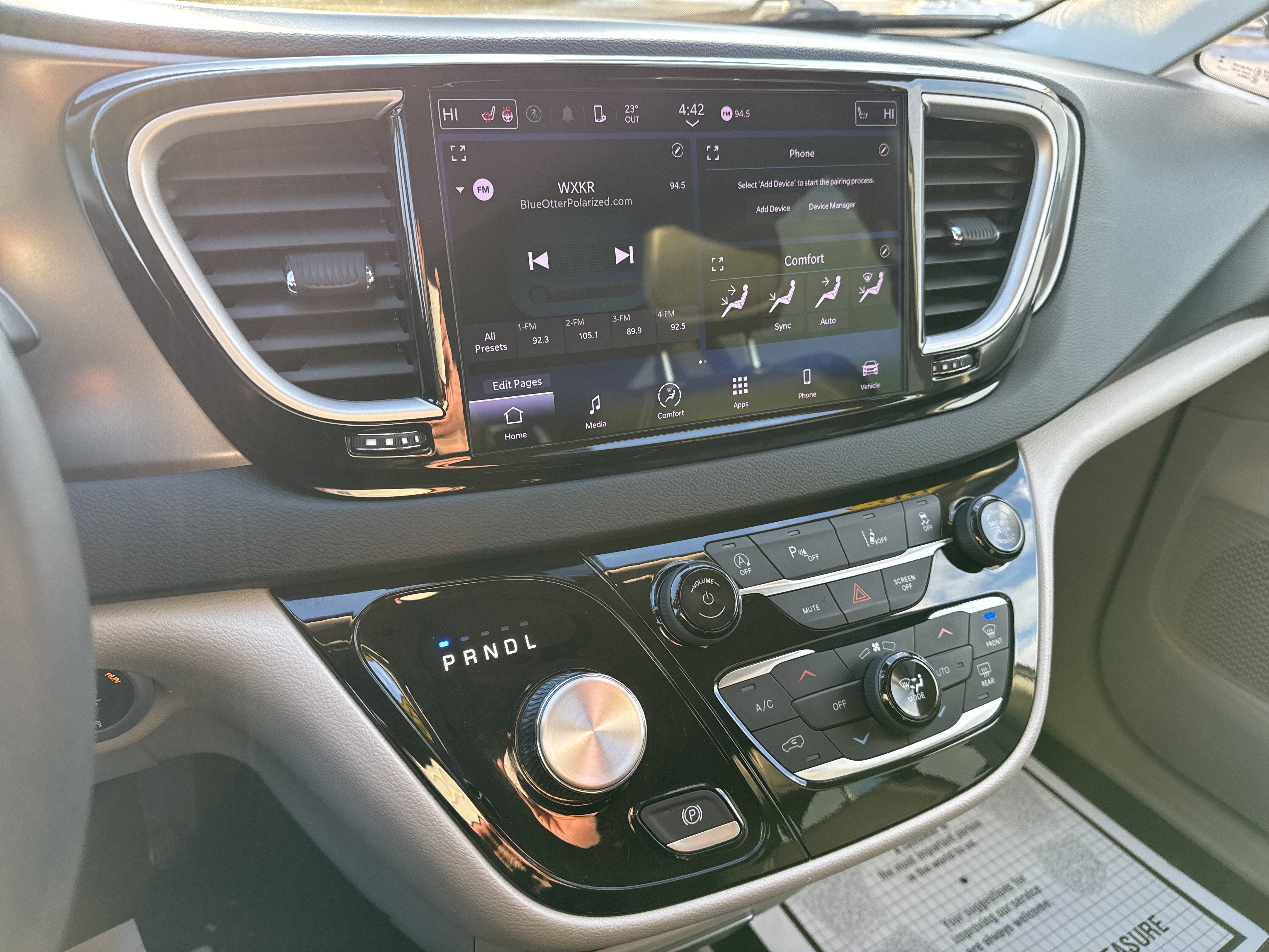 2023 Chrysler Pacifica Touring L