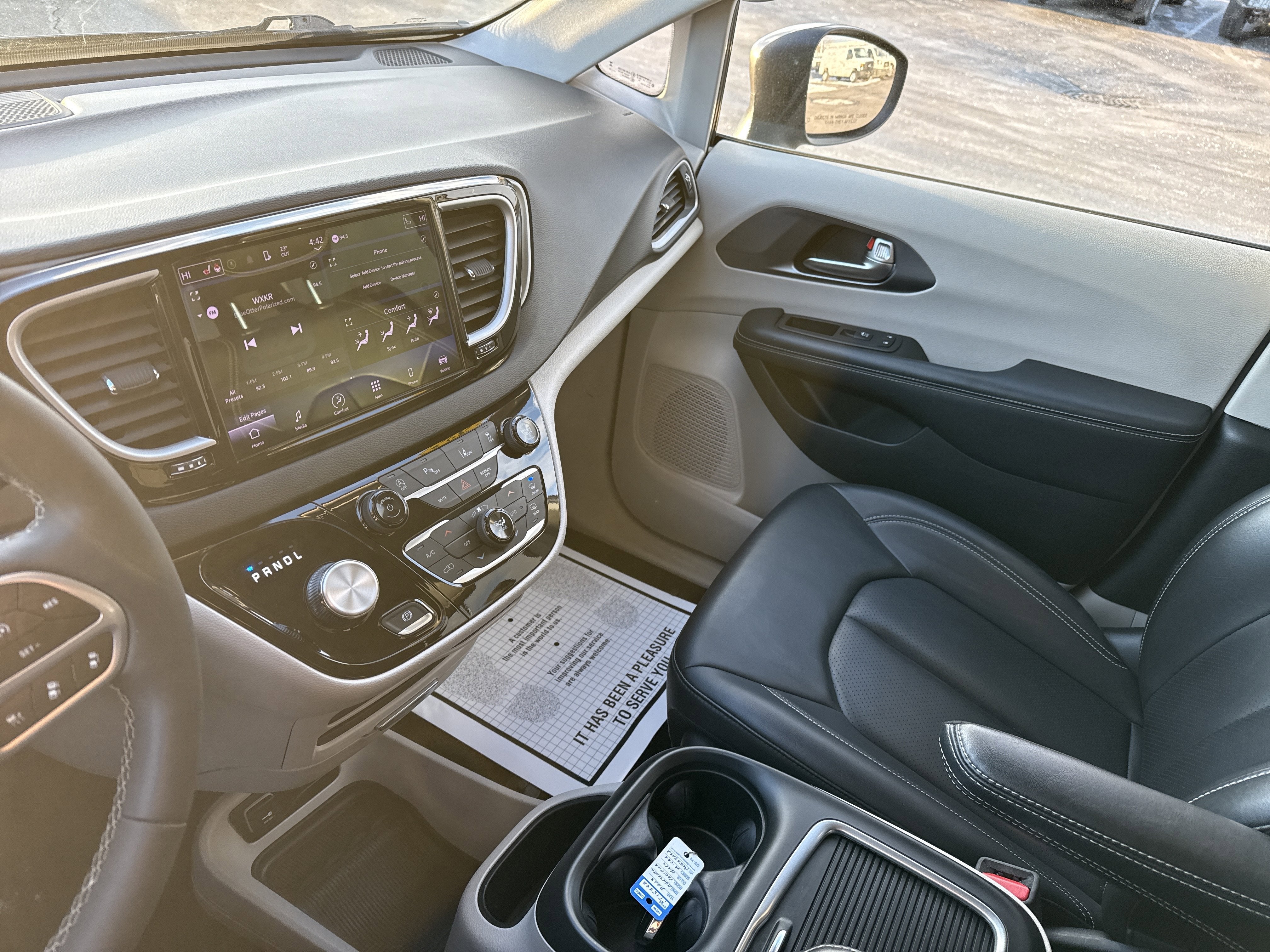 2023 Chrysler Pacifica Touring L