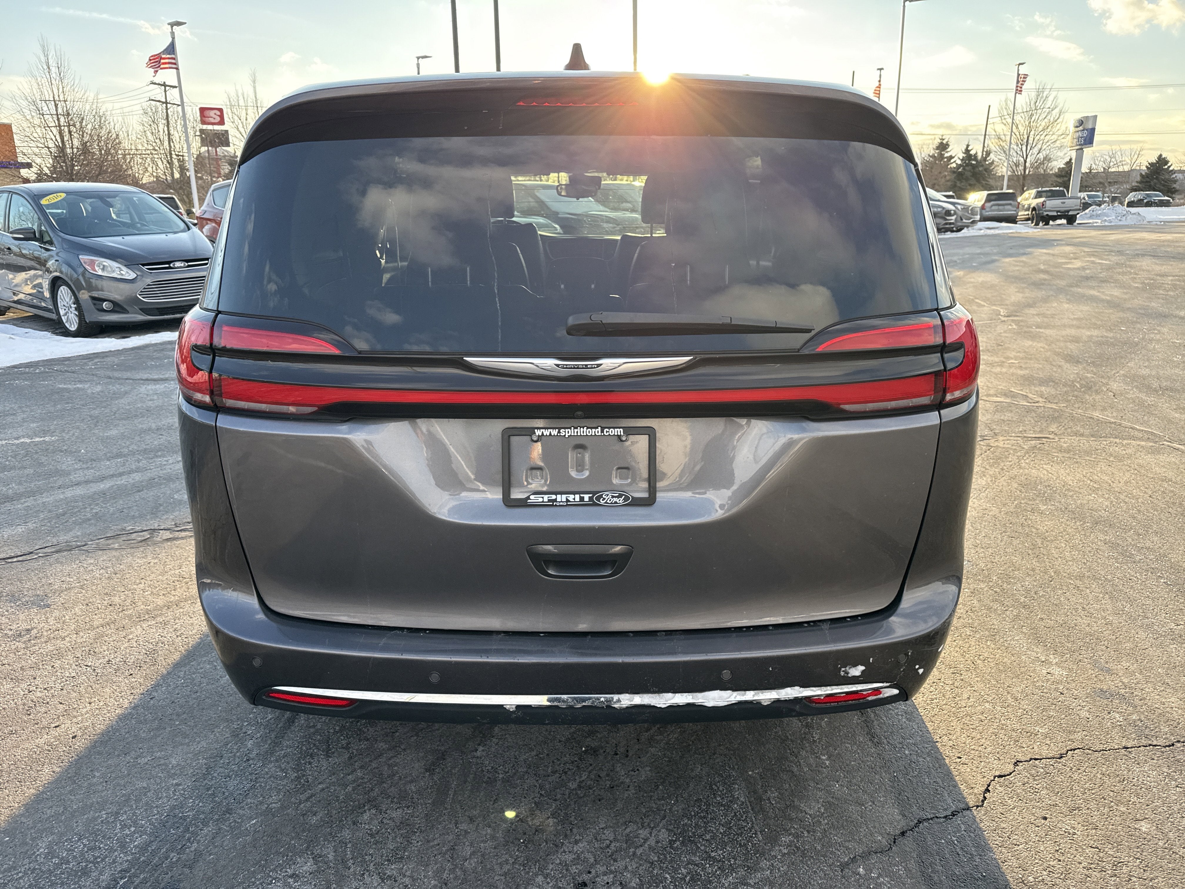 2023 Chrysler Pacifica Touring L
