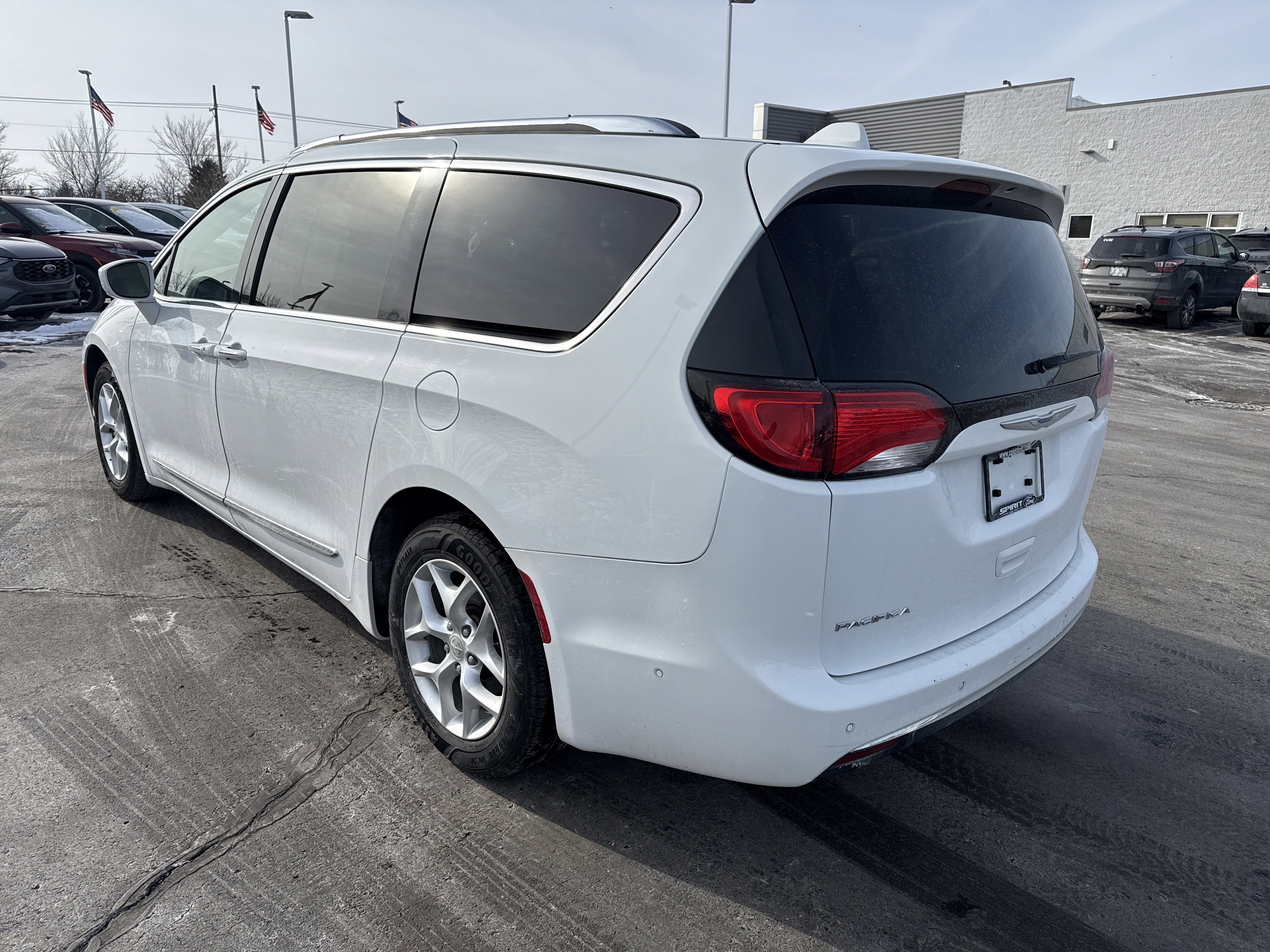 2018 Chrysler Pacifica Touring L