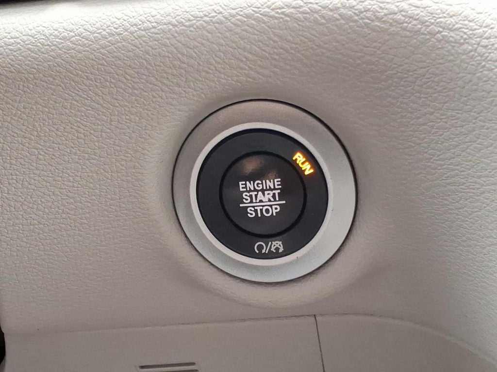 2017 Chrysler Pacifica Touring L Plus