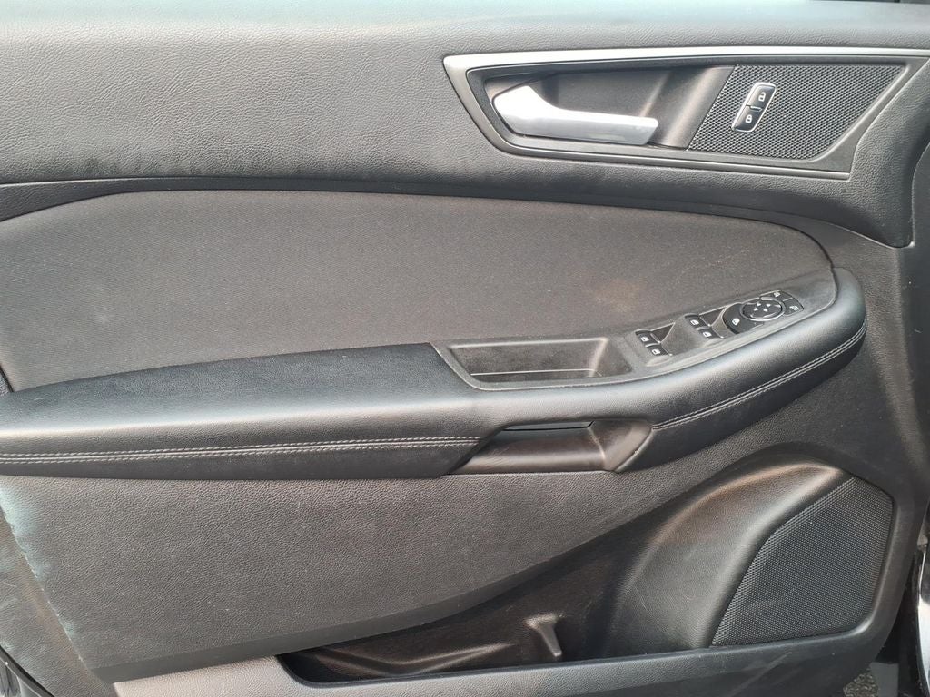 2016 Ford Edge SE