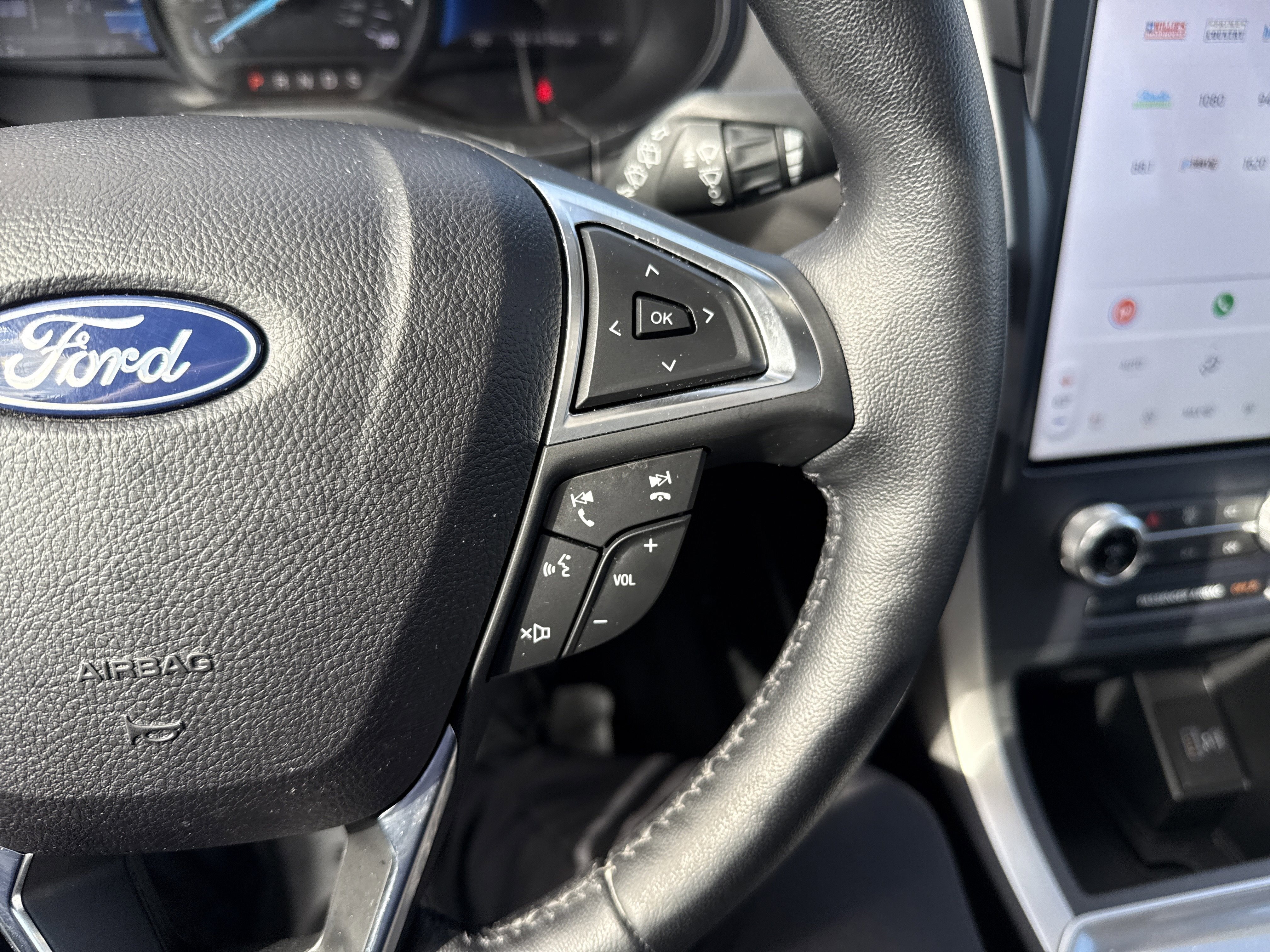 2023 Ford Edge SEL
