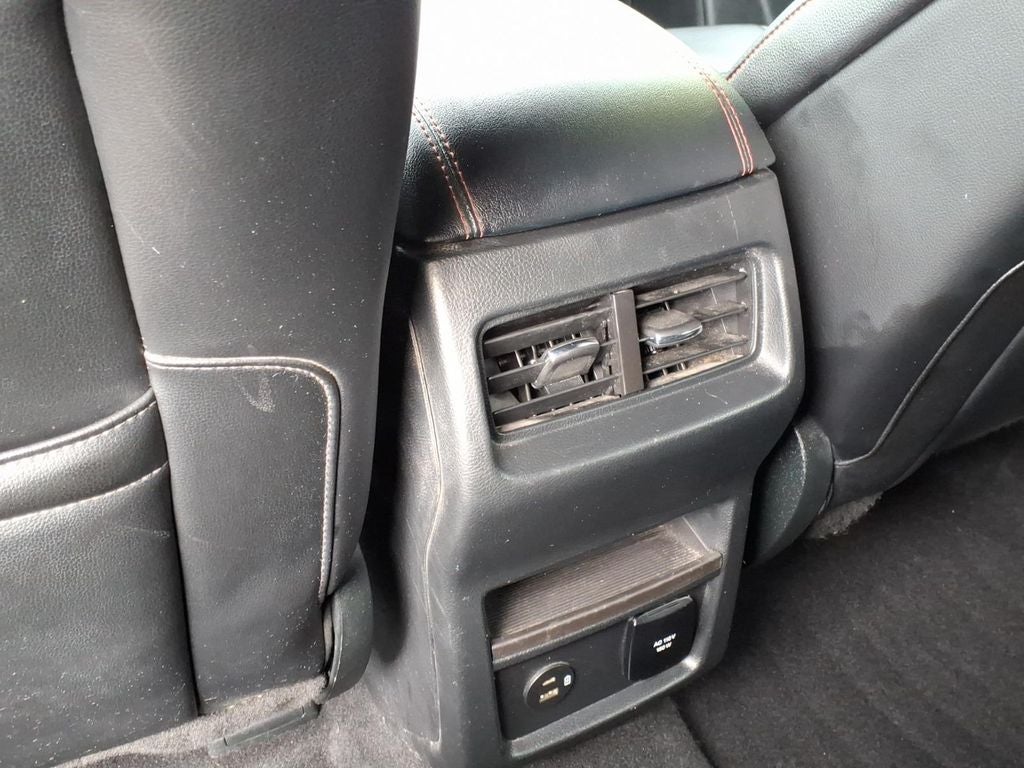 2022 Ford Edge ST Line