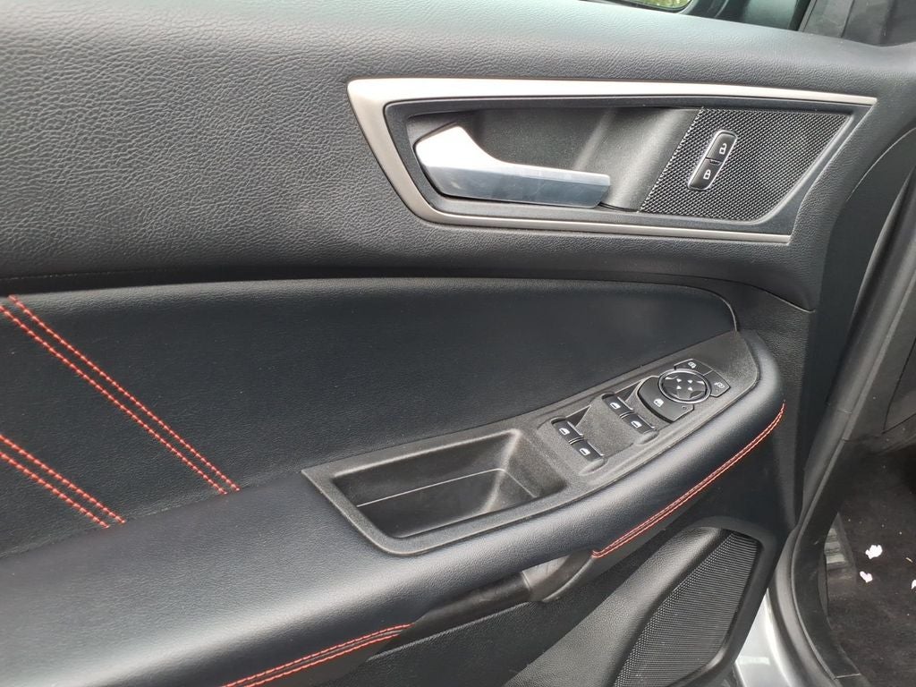2022 Ford Edge ST Line