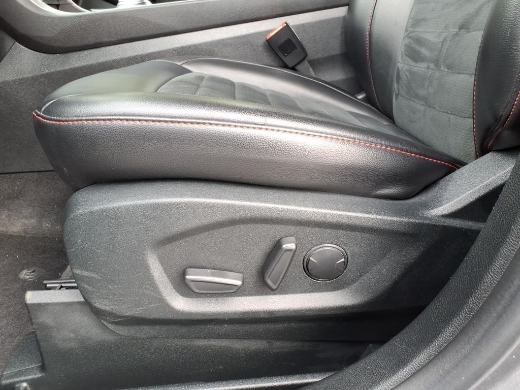 2022 Ford Edge ST Line