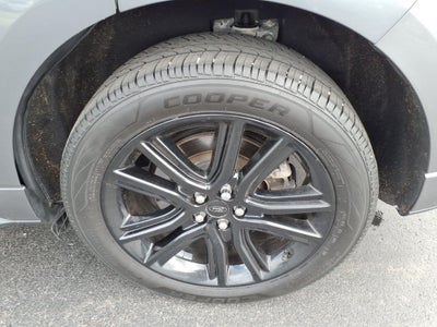 2022 Ford Edge ST Line