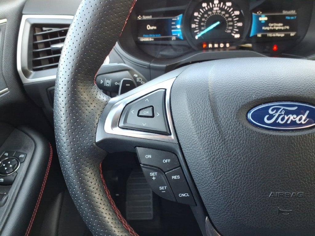 2023 Ford Edge ST Line