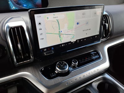 2026 Ford Expedition MAX Platinum®