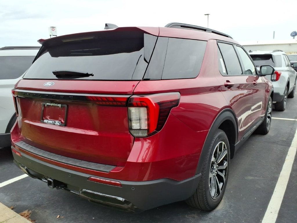 2027 Ford Explorer ST-Line