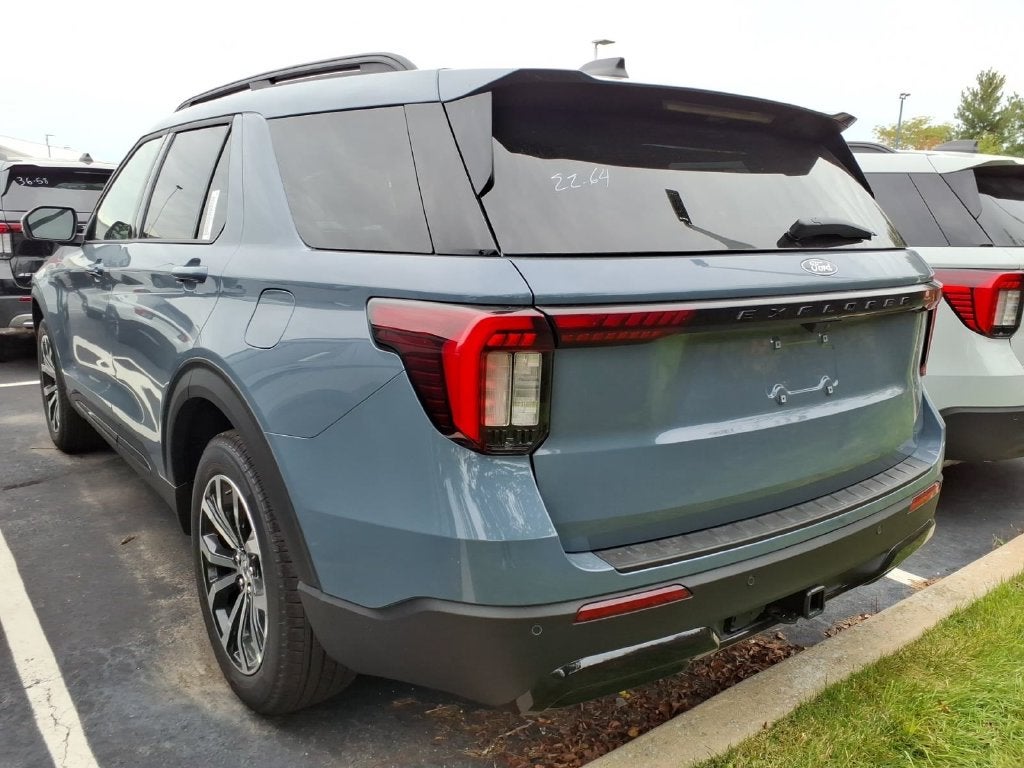 2027 Ford Explorer ST-Line
