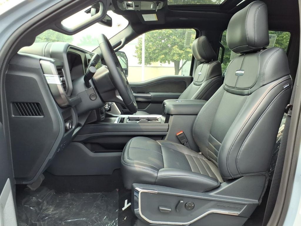 2026 Ford Super Duty F-350® Platinum®