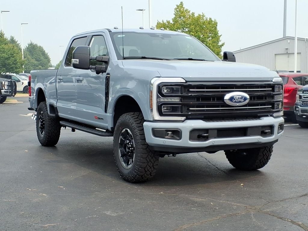 2026 Ford Super Duty F-350® Platinum®