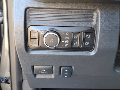 2027 Ford Super Duty F-350® Lariat®