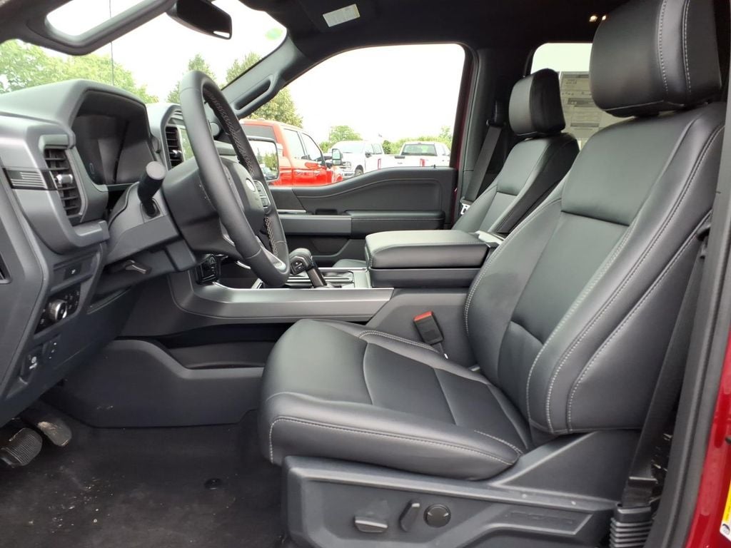 2026 Ford F-150 XLT - Photo 12