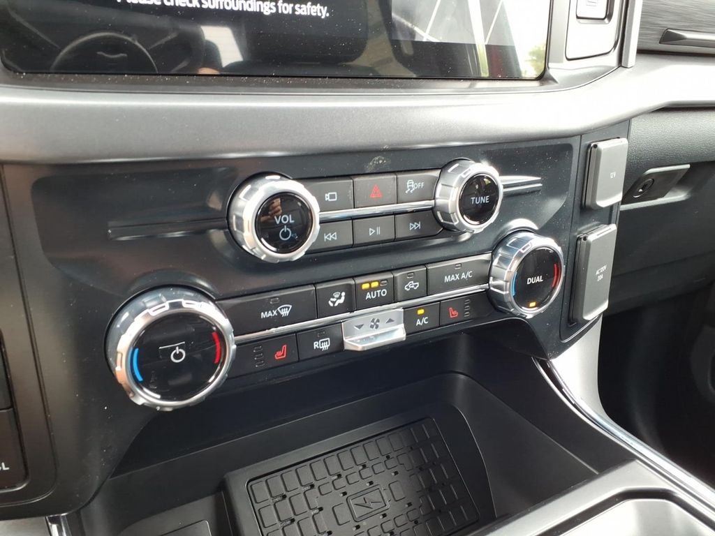 2026 Ford F-150 XLT - Photo 16