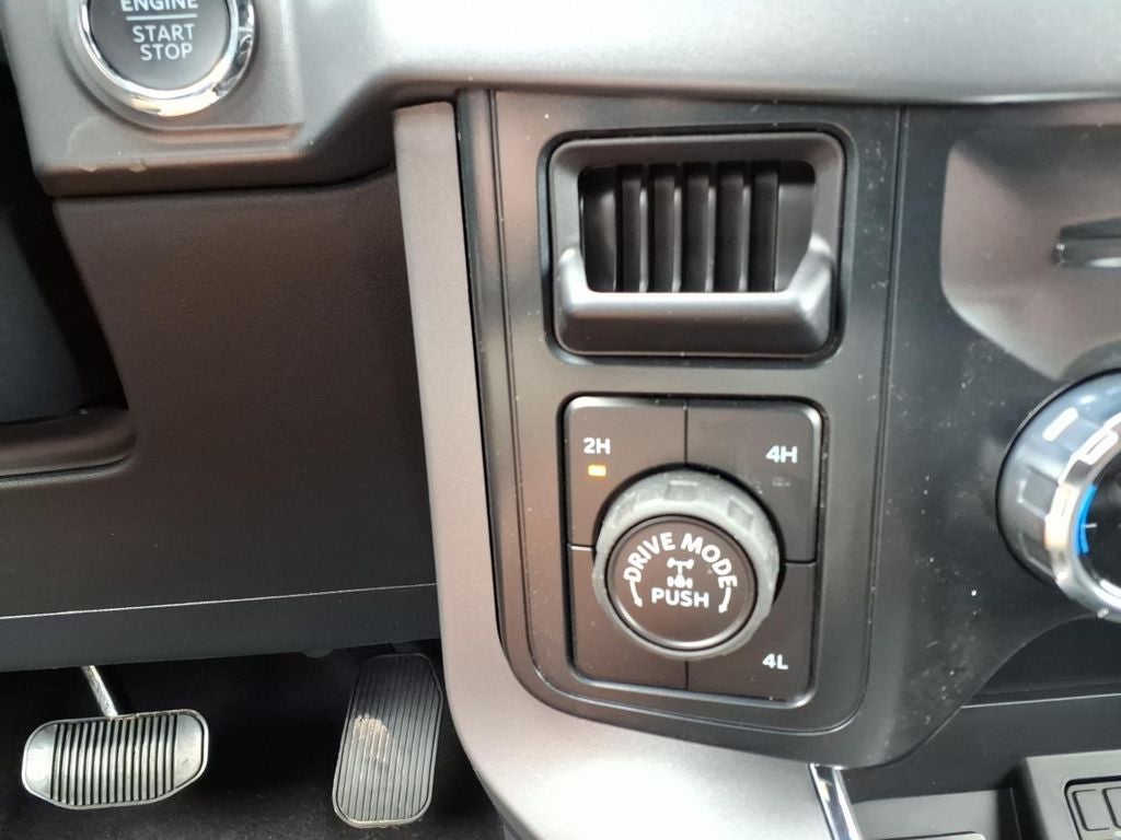 2026 Ford F-150 XLT - Photo 17