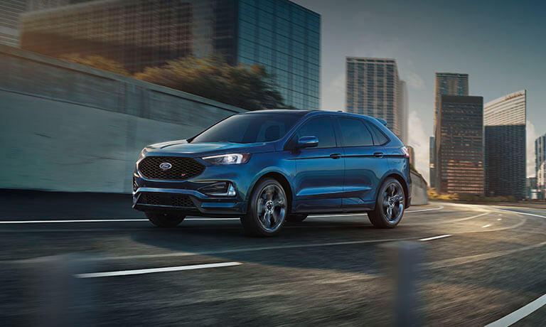 2024 Ford Edge Exterior Turning On A City Road